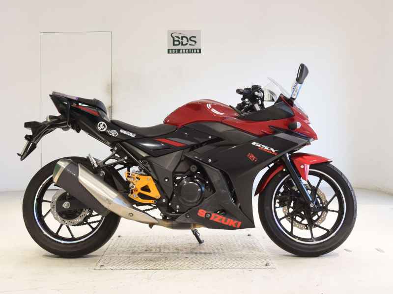 Suzuki GSX250R