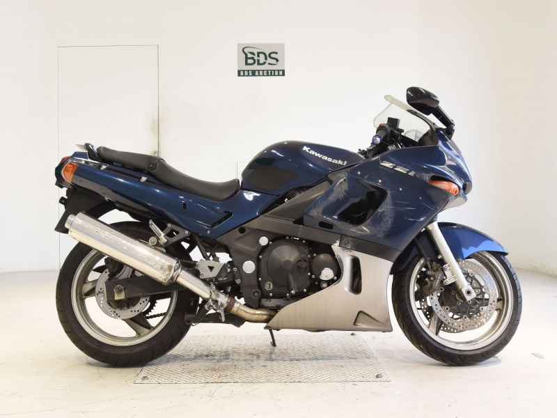 Kawasaki ZZR400 2006