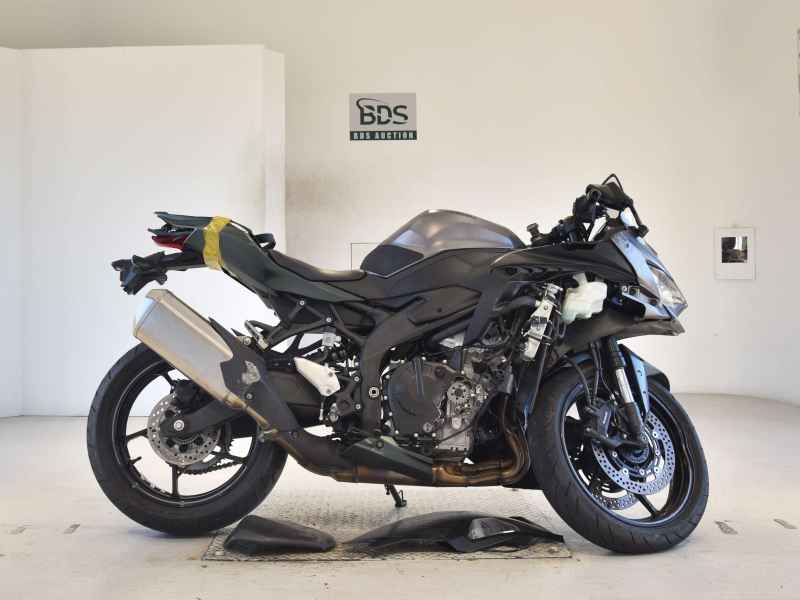 Kawasaki Ninja ZX-4RR 2024