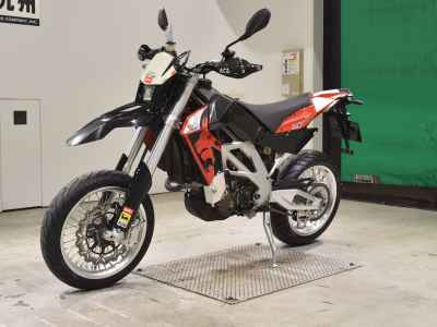 Aprilia SXV 550 2006