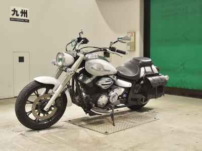 Yamaha XVS950 Midnight Star