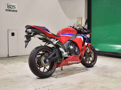 Honda CBR600RR 2024