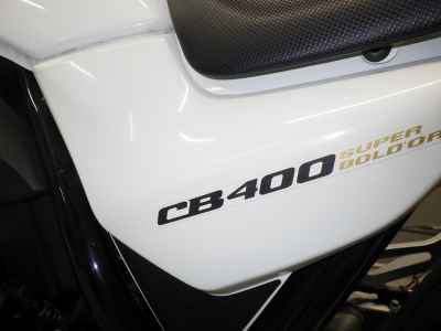 Honda CB400 Super Boldor 2016