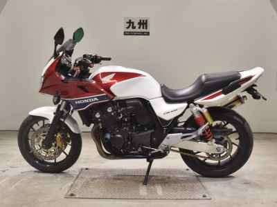 Honda CB400 Super Boldor 2016