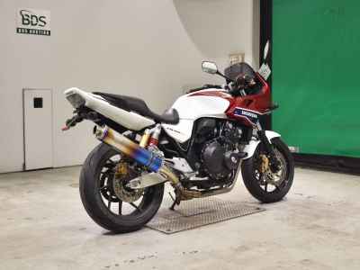Honda CB400 Super Boldor 2016