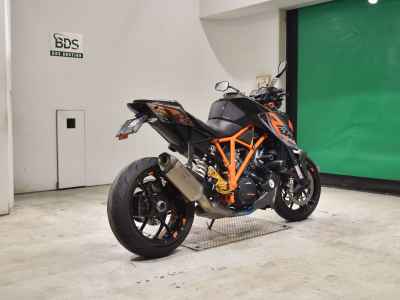 KTM 1290 Super Duke R 2016