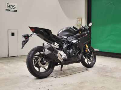 Honda CBR250RR 2023