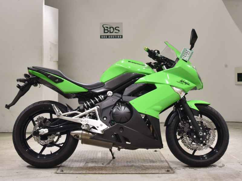 Kawasaki Ninja 400R 2010