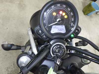 Triumph Street Scrambler 2025