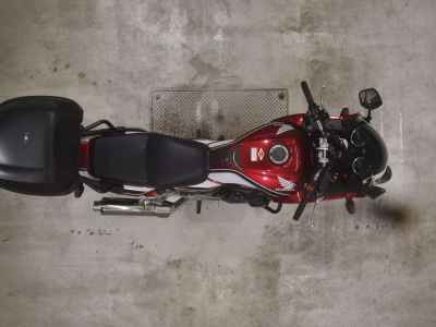 Honda CB400 Super Boldor 2021