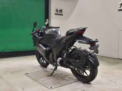 Suzuki Gixxer 250SF