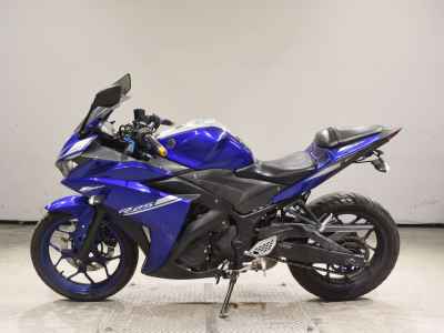 Yamaha YZF-R25 2015