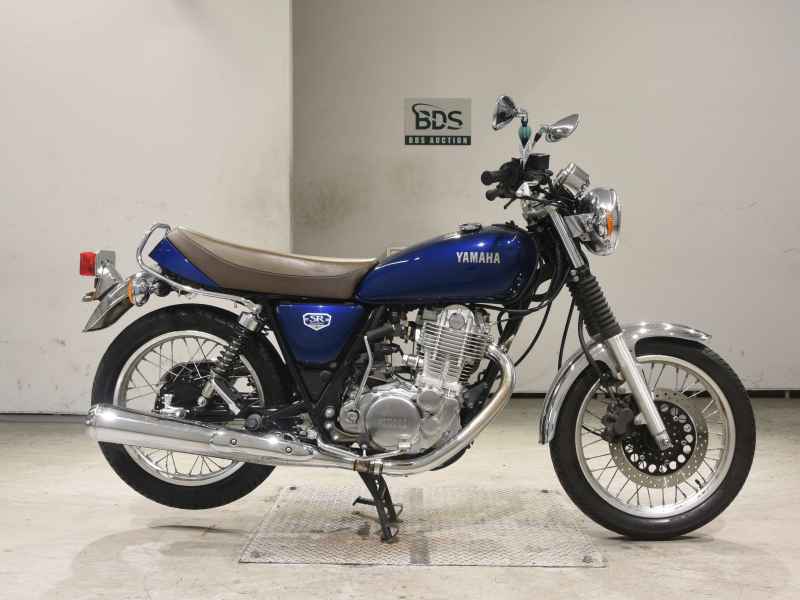 Yamaha SR400 2021