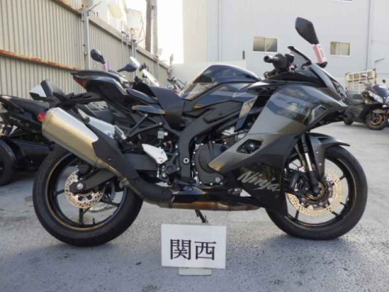 Kawasaki Ninja ZX-4R SE 2025