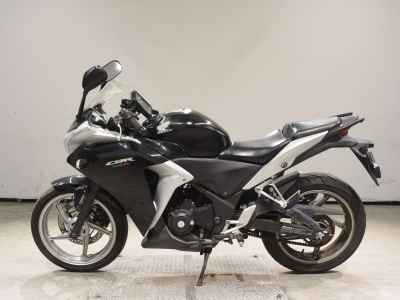 Honda CBR250R 2011