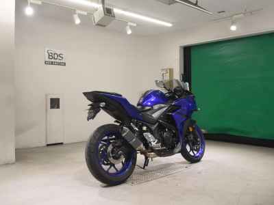 Yamaha YZF-R25 2018