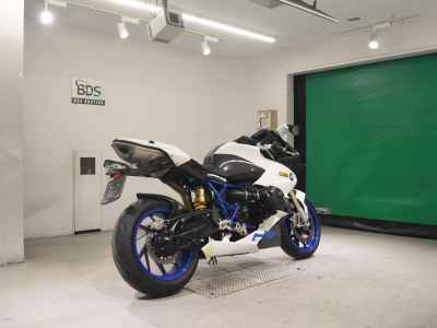 BMW HP2 Sport S 2009