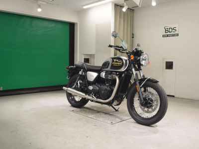 Triumph Bonneville T100 2025