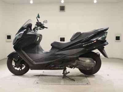 Suzuki Skywave 250M