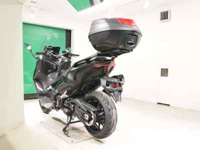 Yamaha TMAX 560T 2023