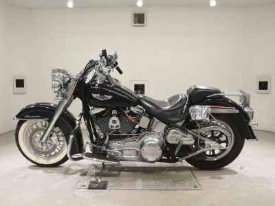 Harley-Davidson Deluxe FLSTN1450 2005