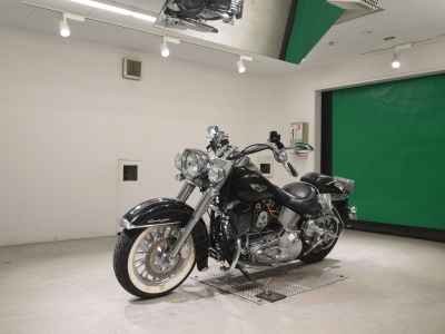 Harley-Davidson Deluxe FLSTN1450 2005