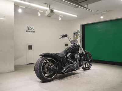 Harley-Davidson Breakout FXSB1580 2015