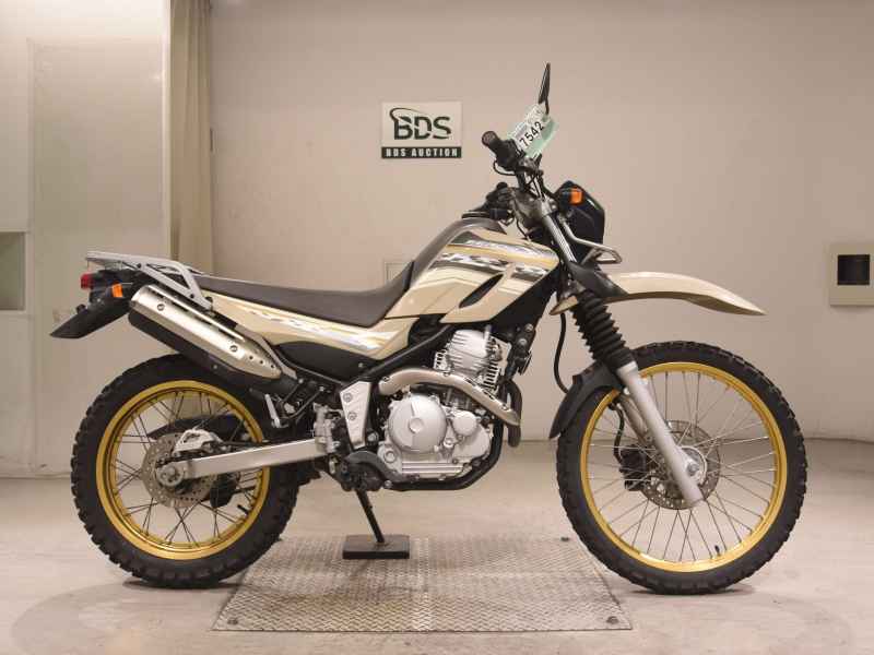 Yamaha XT250 Serow 2017