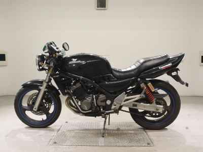 Kawasaki Balius ZR250