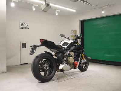 Ducati Streetfighter V4SP2 2024