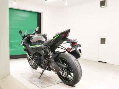 Kawasaki Ninja ZX-6R 2024