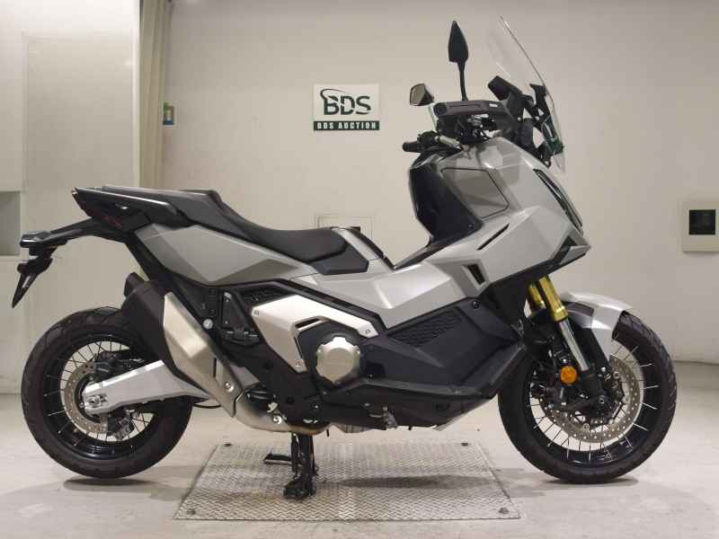 Honda X-Adv 750 2025