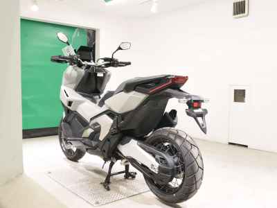 Honda X-Adv 750 2025
