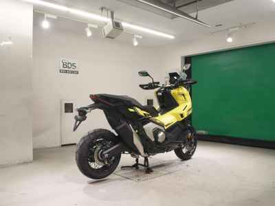 Honda X-Adv 750 2025