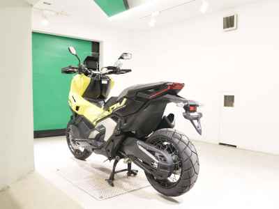Honda X-Adv 750 2025