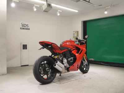 Ducati Supersport 950 S 2023