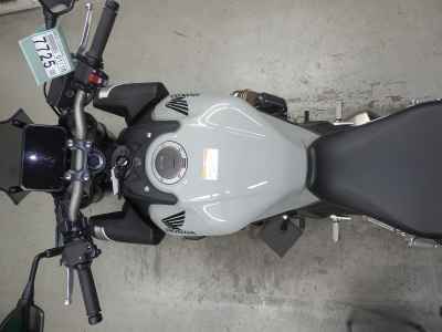 Honda CB650R E-Clutch 2025