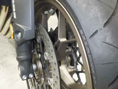 Honda CB650R E-Clutch 2025