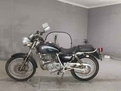 Suzuki ST250E
