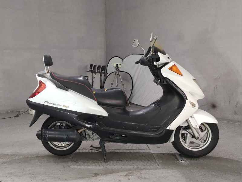 Honda Foresight SE