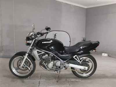 Kawasaki Balius ZR250