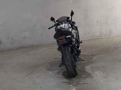 Kawasaki Ninja ZX-4R SE 2025