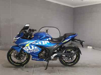 Suzuki Gixxer 250SF