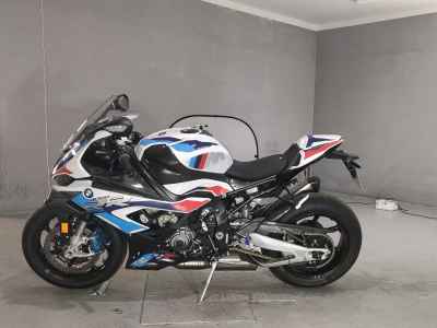 BMW M1000RR 2022