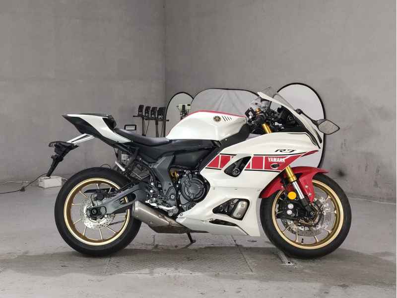 Yamaha YZF-R7 2022