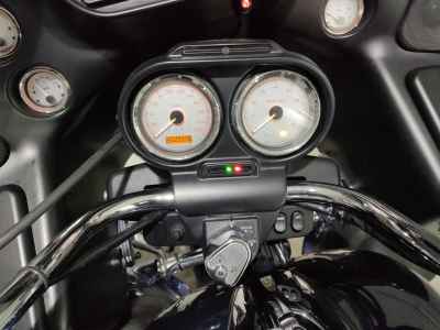 Harley-Davidson Road Glide FLTRX1690 2013