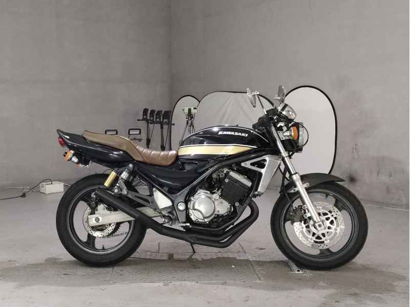 Kawasaki Balius ZR250
