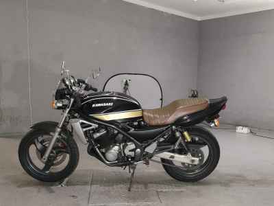 Kawasaki Balius ZR250