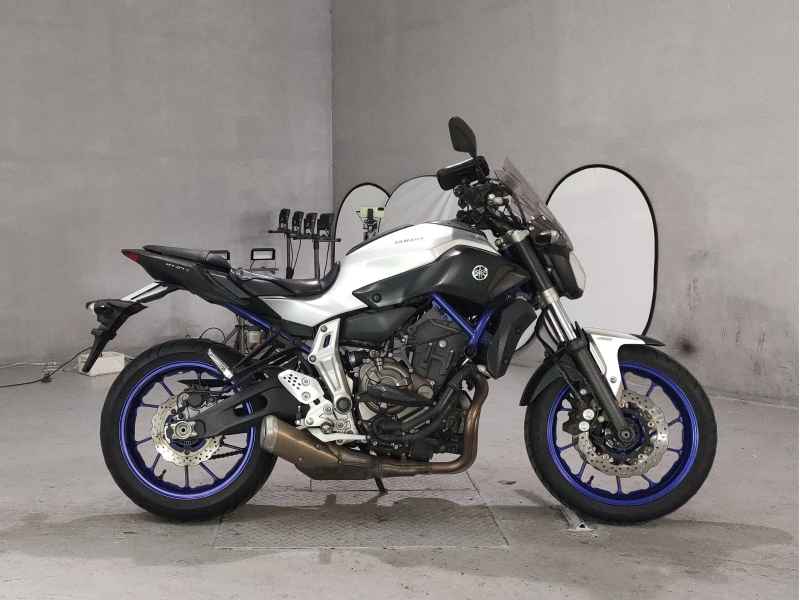 Yamaha MT-07 2015