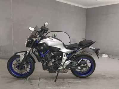 Yamaha MT-07 2015